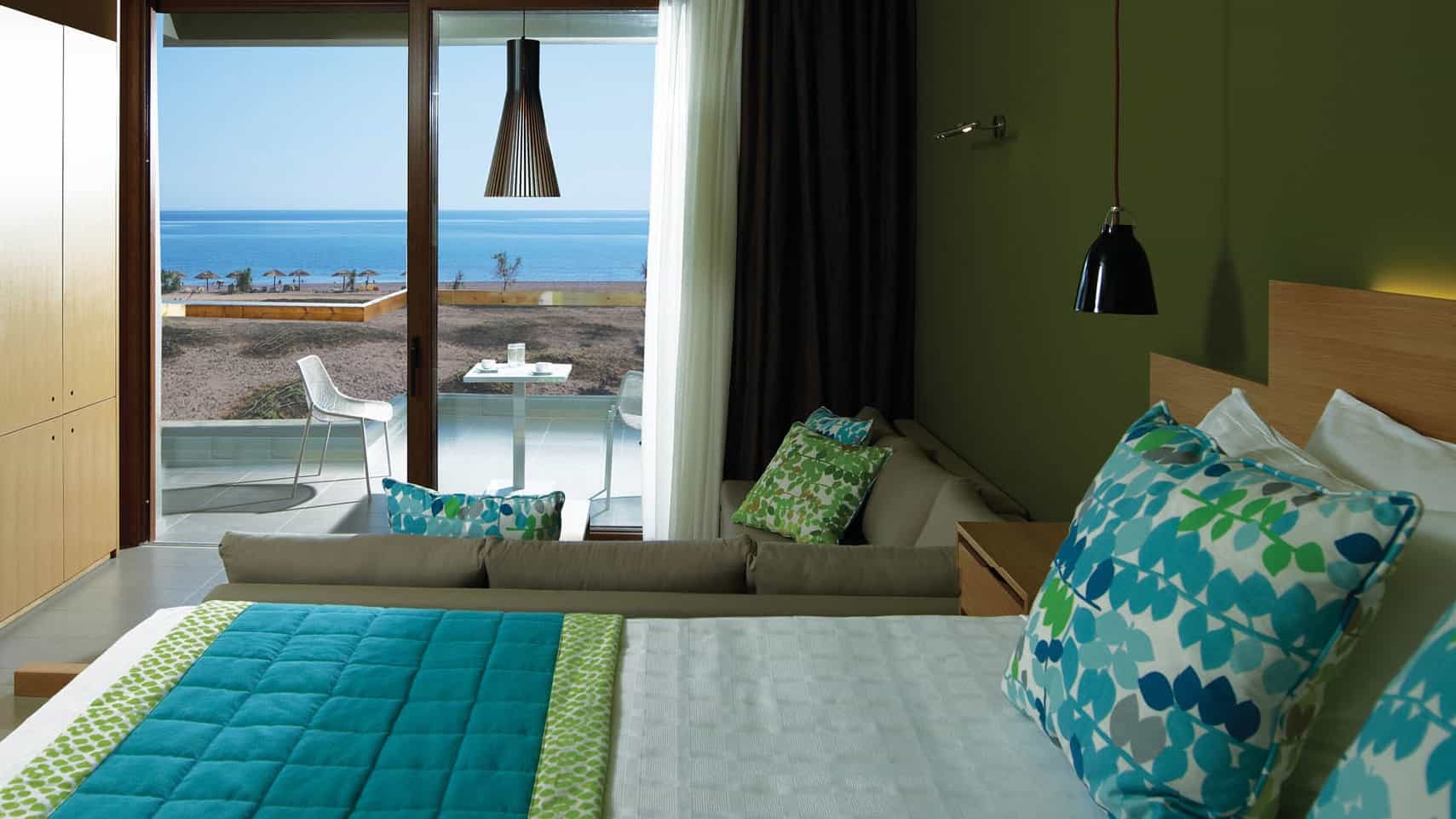 Ανακαίνιση ξενοδοχείου από την Design and Build - Εύβοια.jpg